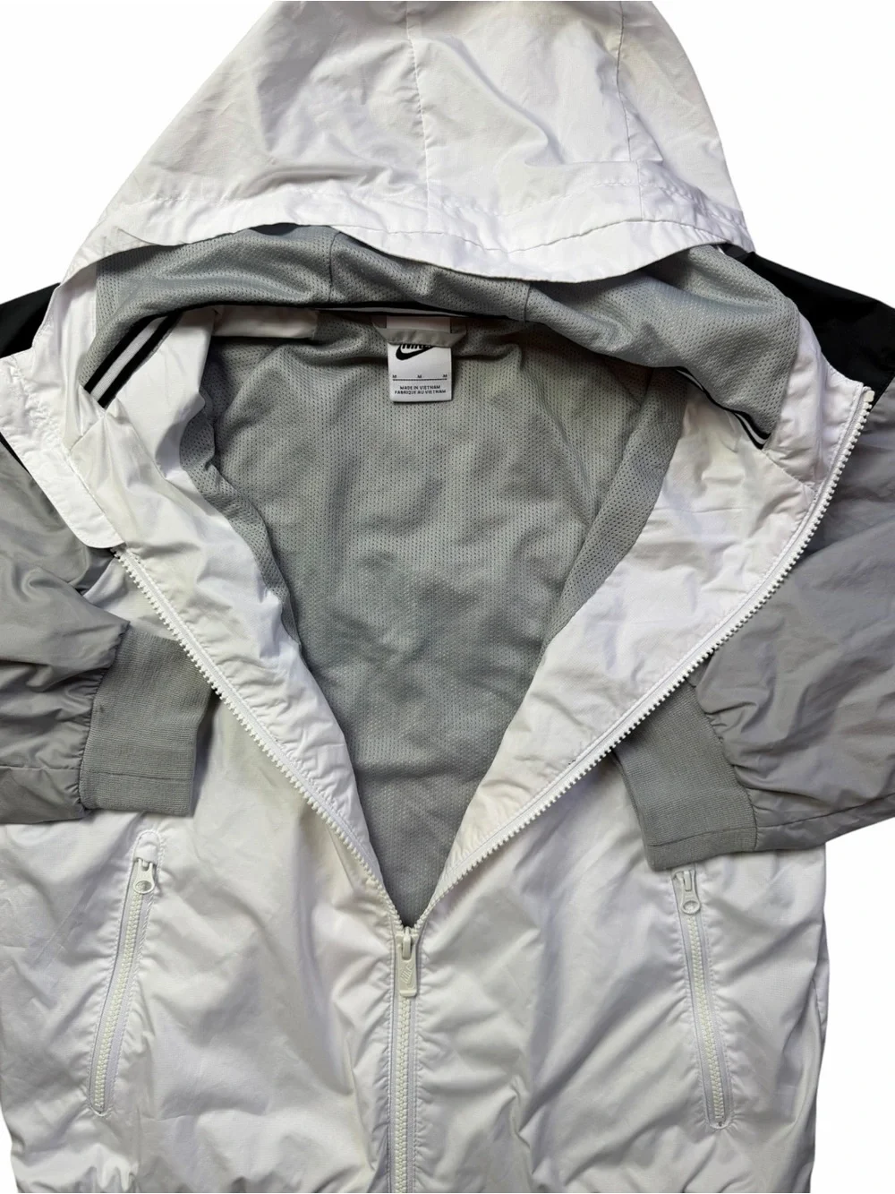 Nike Kids Medium white, gray & black Hooded Full-Zip Windbreaker Jacket